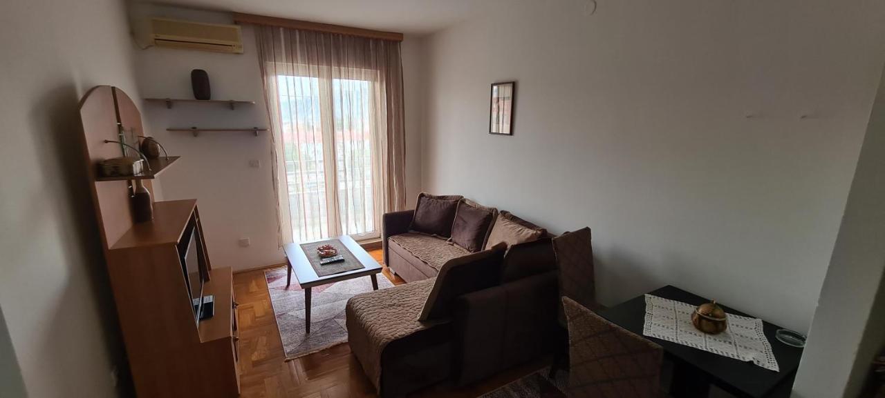 Apartman Velimir Stari Aerodrom Podgorica Zewnętrze zdjęcie